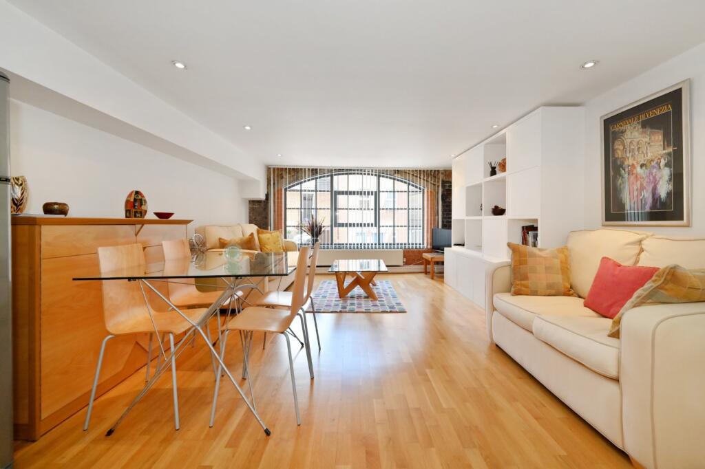 Main image of property: Gowers Walk, London, E1