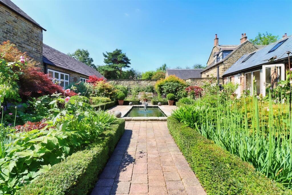 House in Sheffield - View 2