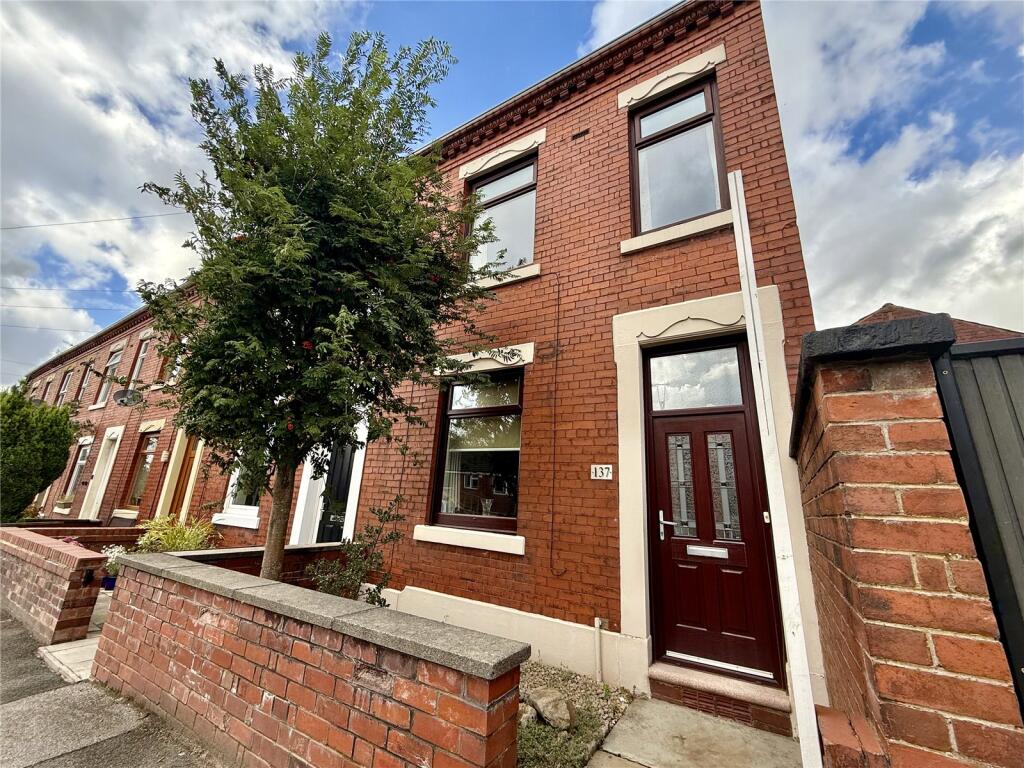 Buckstones Road, Shaw, Oldham, Greater Manchester, OL2 photo 3
