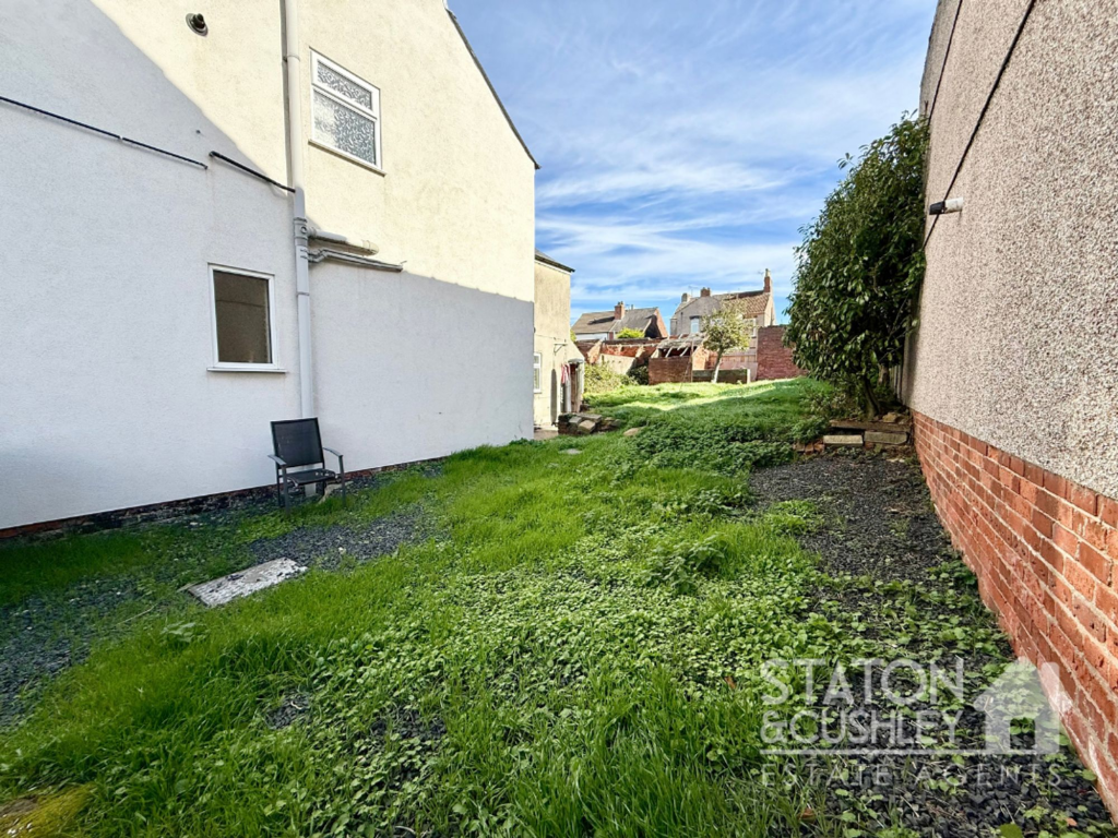 Sherwood Street, Kirkby-In-Ashfield, NG17 photo 2