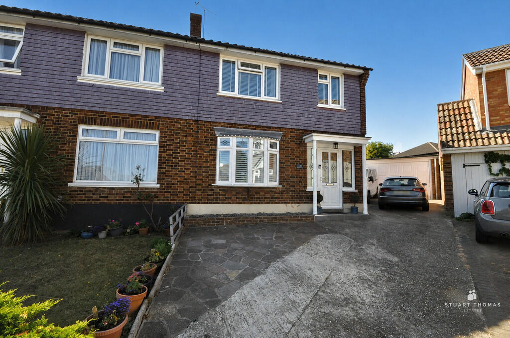 Main image of property: Oakwood Close, Benfleet