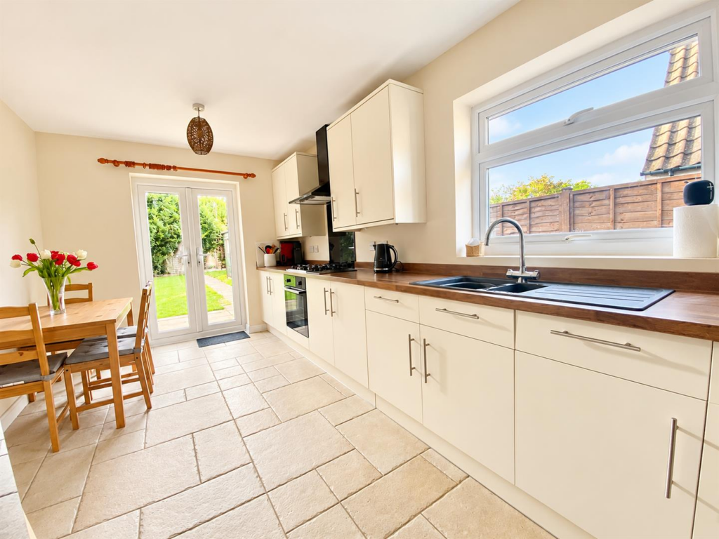 House in Peterborough - View 5