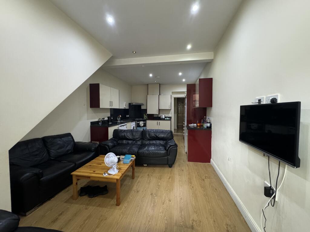 Additional image 14 of Tiverton Road - 6 bed, Selly Oak, West Midlands, B29