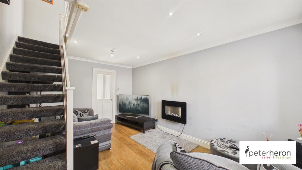 House in Sunderland, Silksworth - View 3
