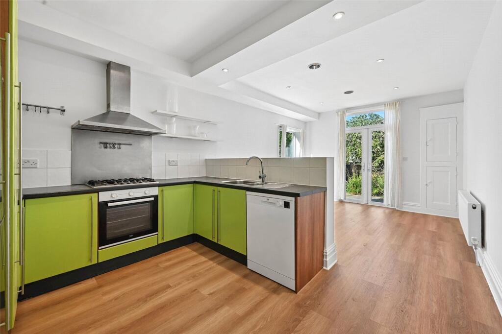 House in London - View 4