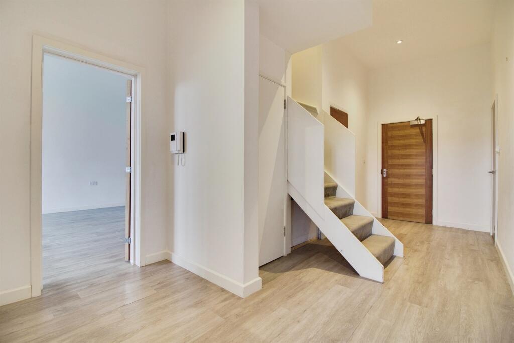 Additional image 12 of Mundells, Welwyn Garden City