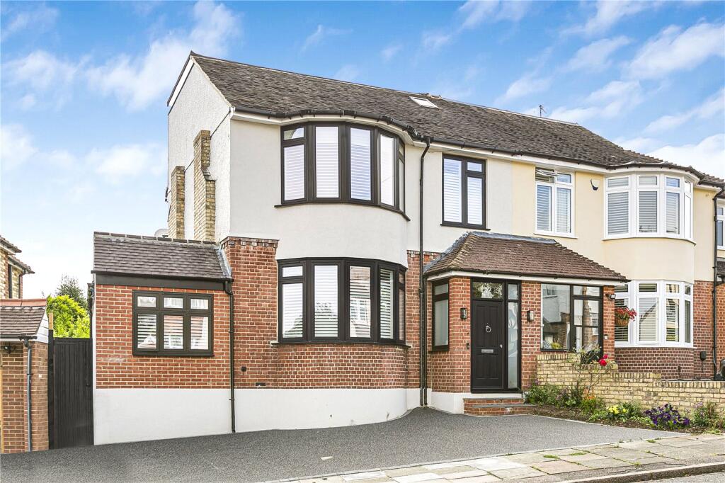 Main image of property: Cedar Avenue, Barnet, Hertfordshire, EN4