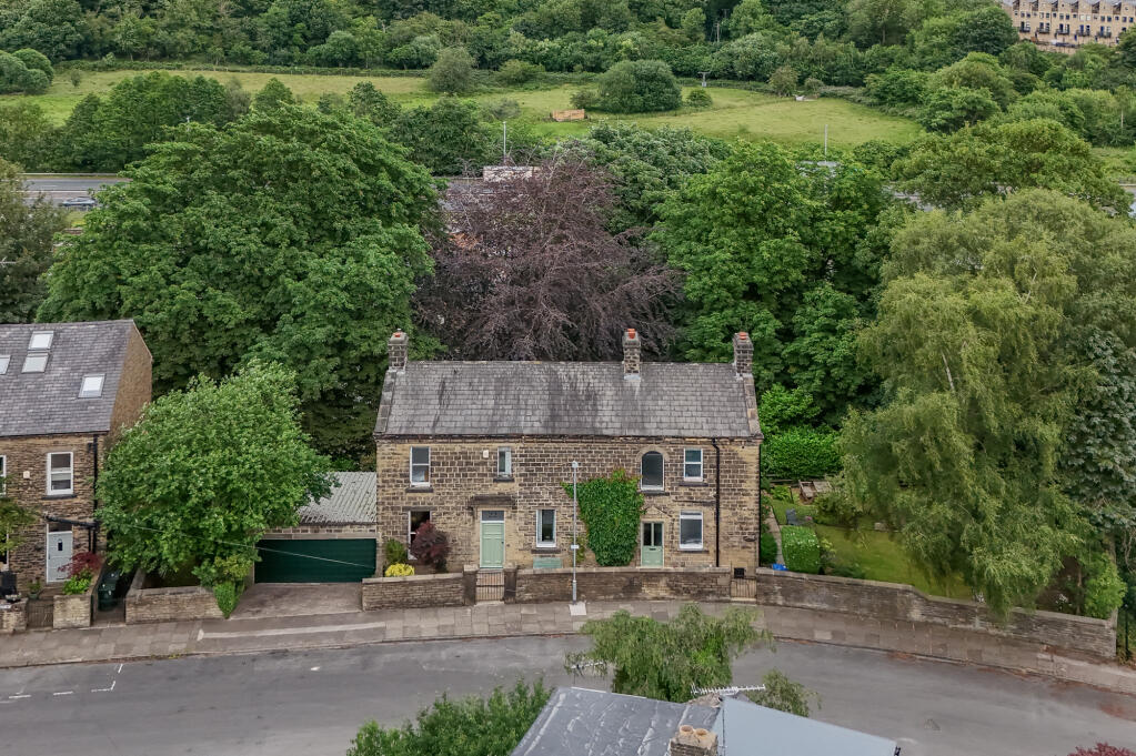 Bailey Hills Road, Bingley, West Yorkshire, BD16 - View 6