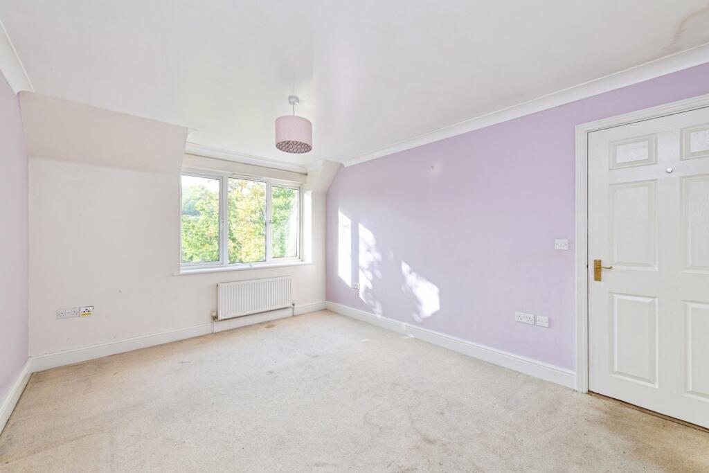 St. Lukes Road, Whyteleafe, Surrey, CR3 photo 4