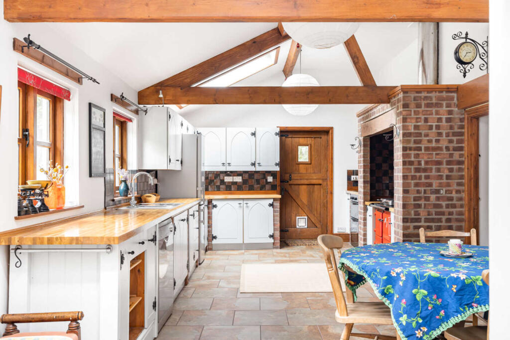 House in Ewyas Harold, Herefordshire - More