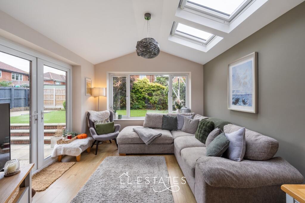 Lon Ystrad, Rhyl, Denbighshire, LL18 4DL photo 4