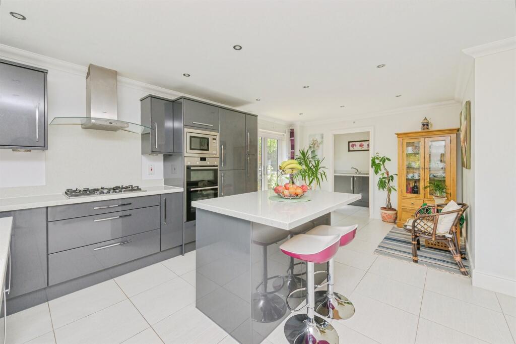 House in Sutton Coldfield, Wylde Green - View 4
