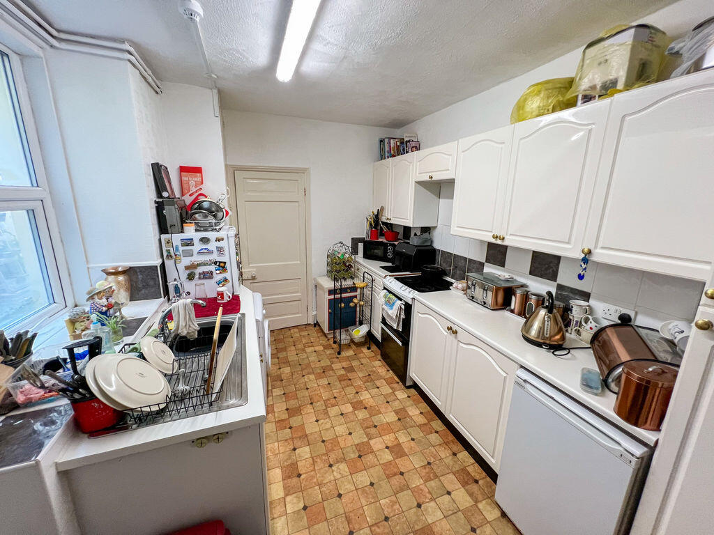 63 Royal Avenue West, Onchan photo 5