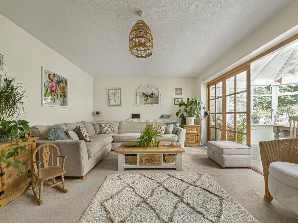 House in Dartford - View 5