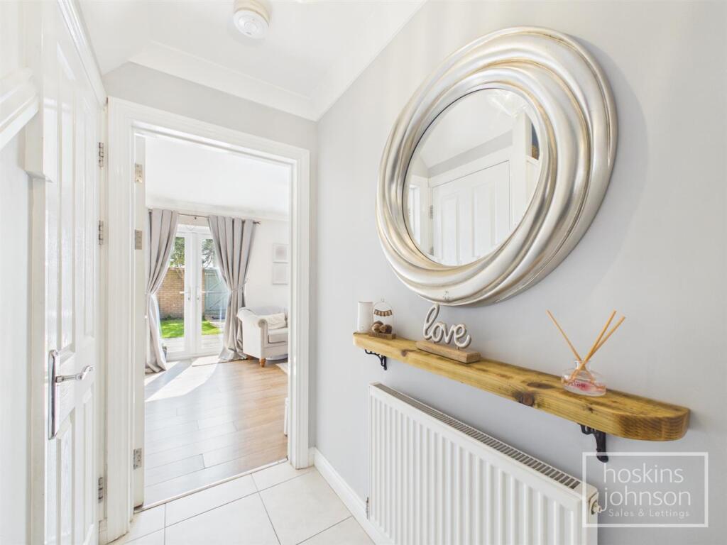 House in Cardiff, Llantwit Fardre - More