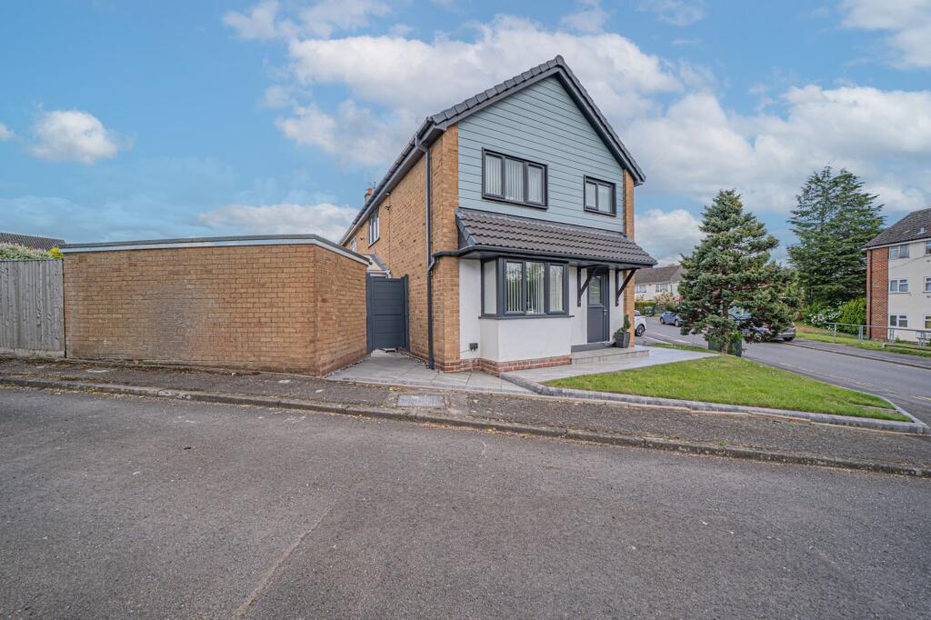 Main image of property: Fairfield Rise, Meriden, CV7