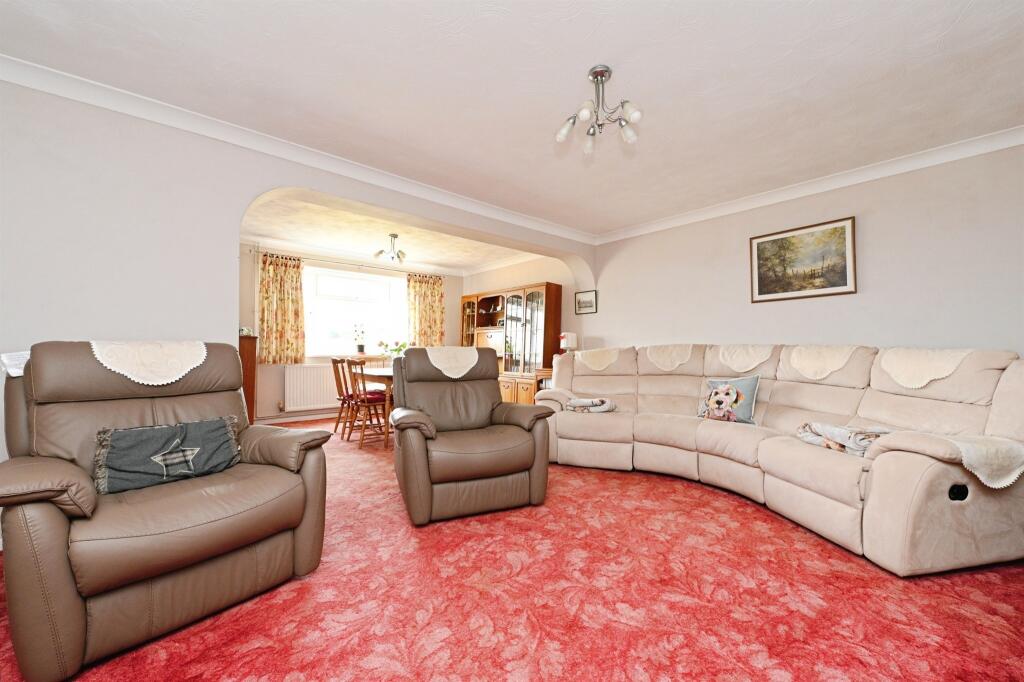 Downham Road, Runcton Holme, KING'S LYNN photo 2