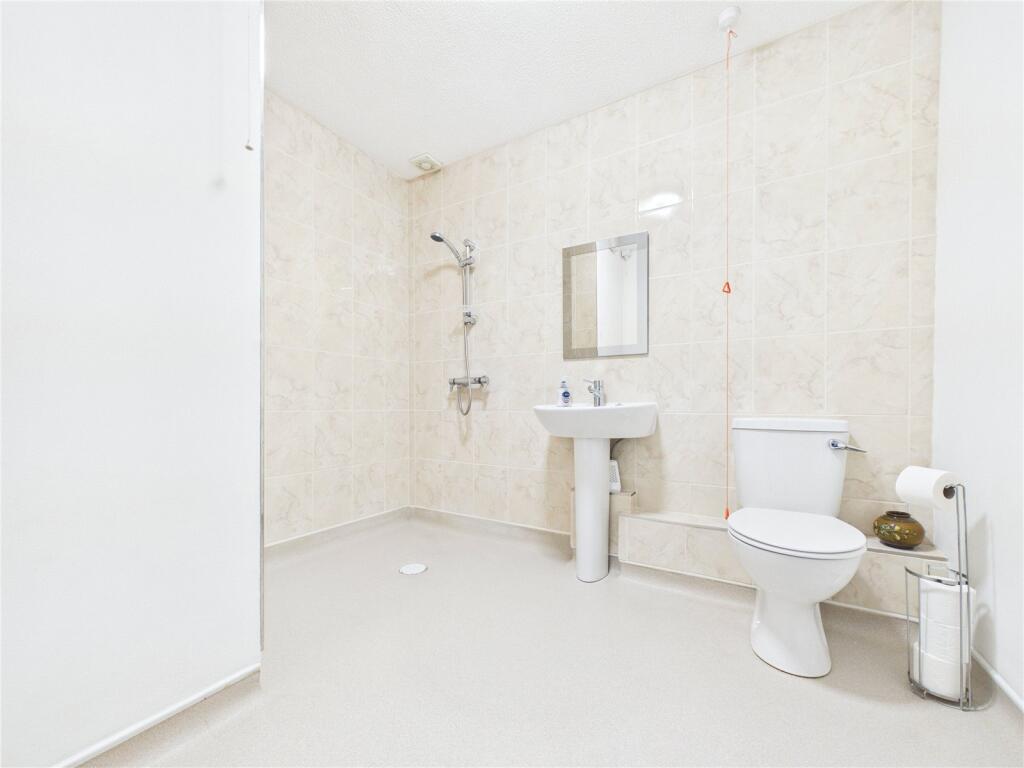 Bader Court, Martlesham Heath, Ipswich, Suffolk, IP5 - View 6