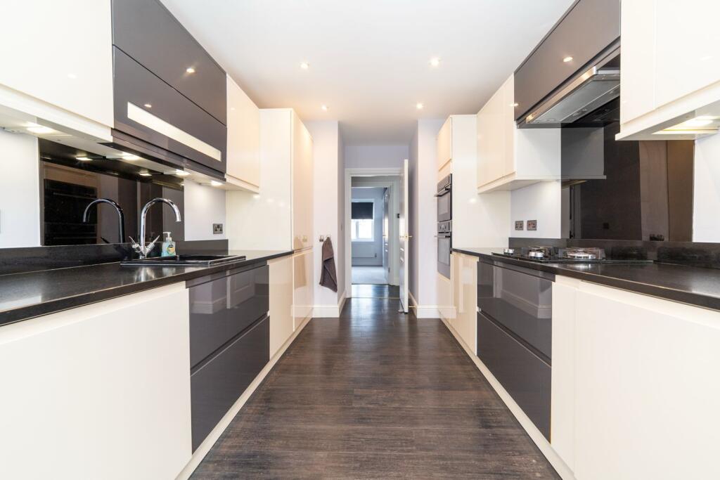 Additional image 3 of Canonsfield Road, Welwyn