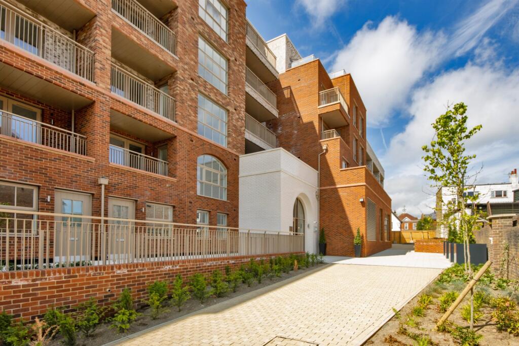 Main image of property: Chandlers Place, High Street, Sevenoaks, Kent, TN13
