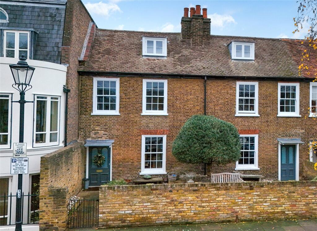 Main image of property: Kew Green, Kew, Surrey, TW9