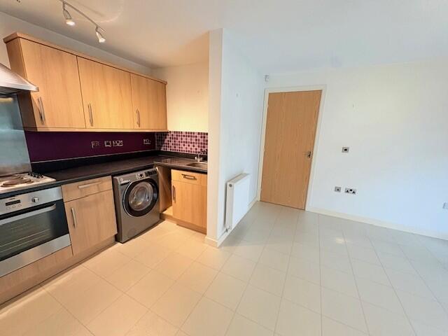 Apartment in Coventry, West Midlands - View 3