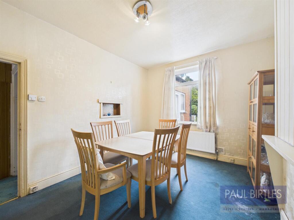 Victoria Road, Urmston, Trafford, M41 5BY photo 4
