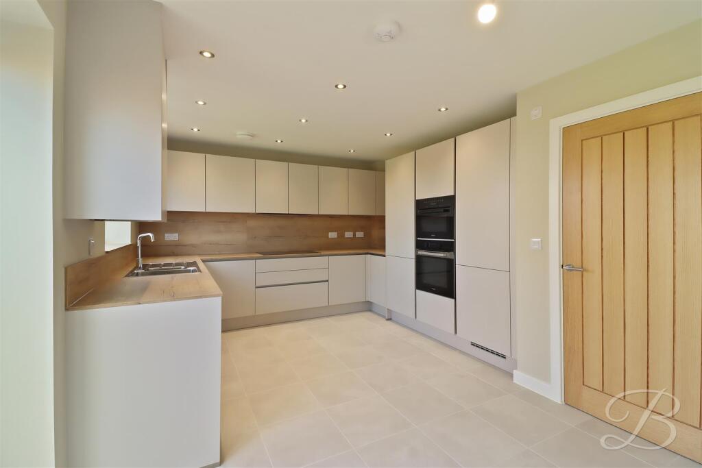 House in Sheffield - View 4