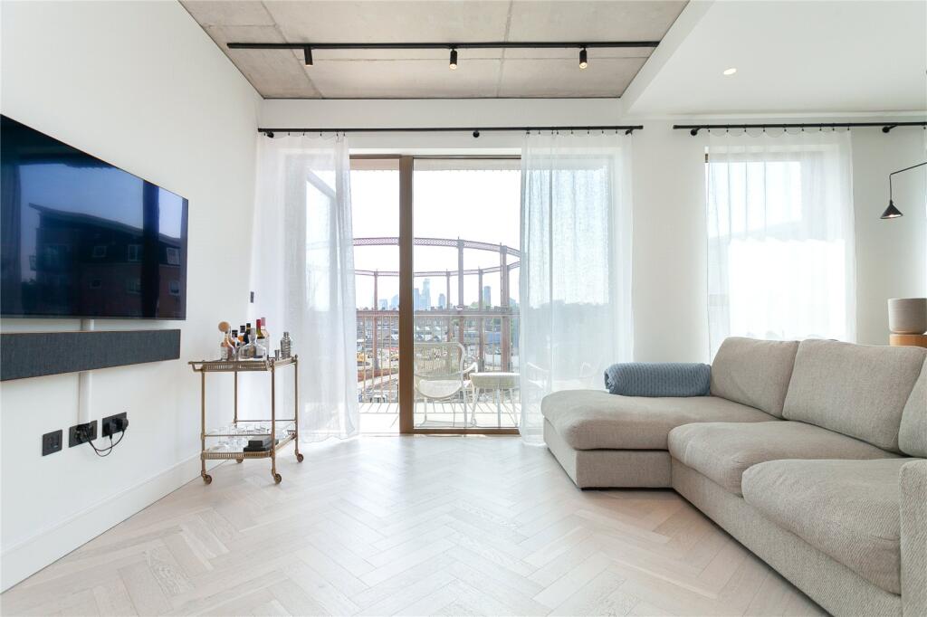 Main image of property: Andrews Road, London, E8