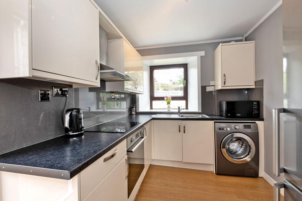 House in Kemnay, Aberdeenshire - View 3