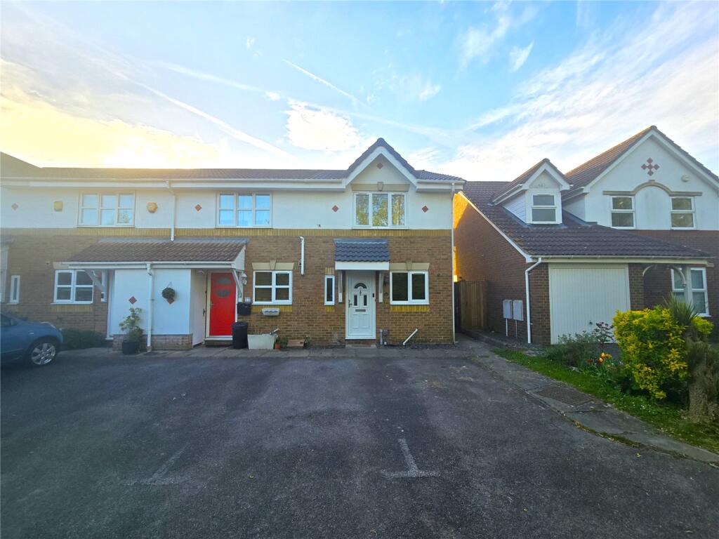 Main image of property: Binstead Close, Hayes, Greater London, UB4