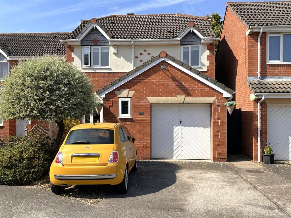 Main image of property: Howards Gardens, Balderton, Newark