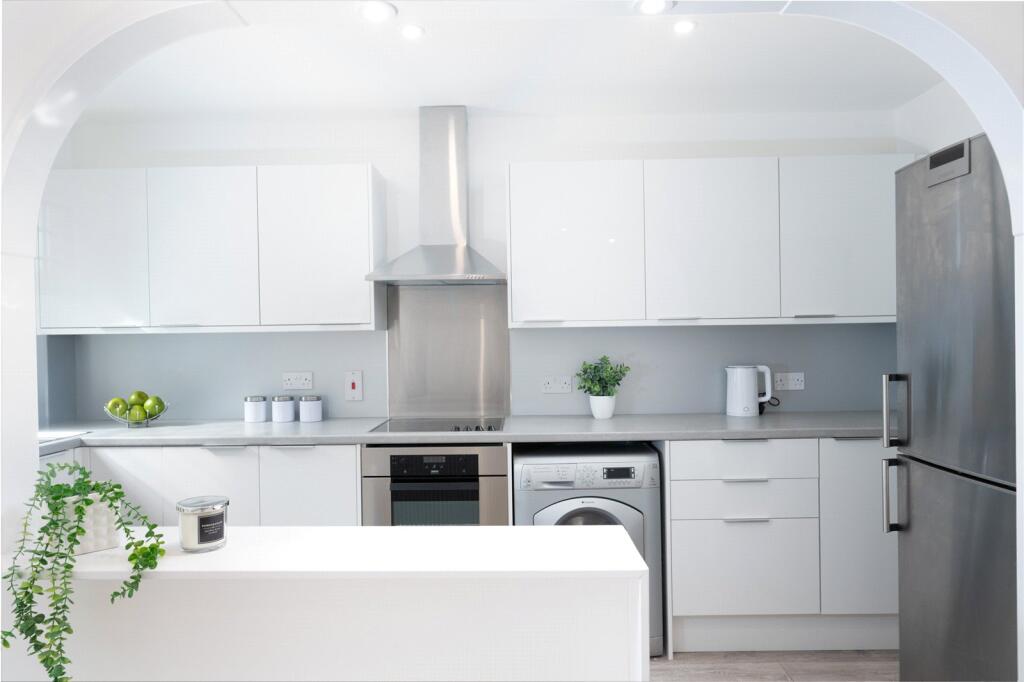 Additional image 6 of Flat 2, 1 Netherby House, Netherby Road, Cults, Aberdeen, AB15 9HL