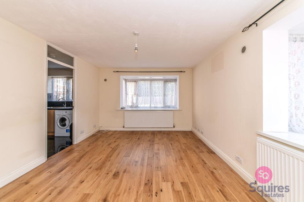 Main image of property: Poplar Grove, London, N11