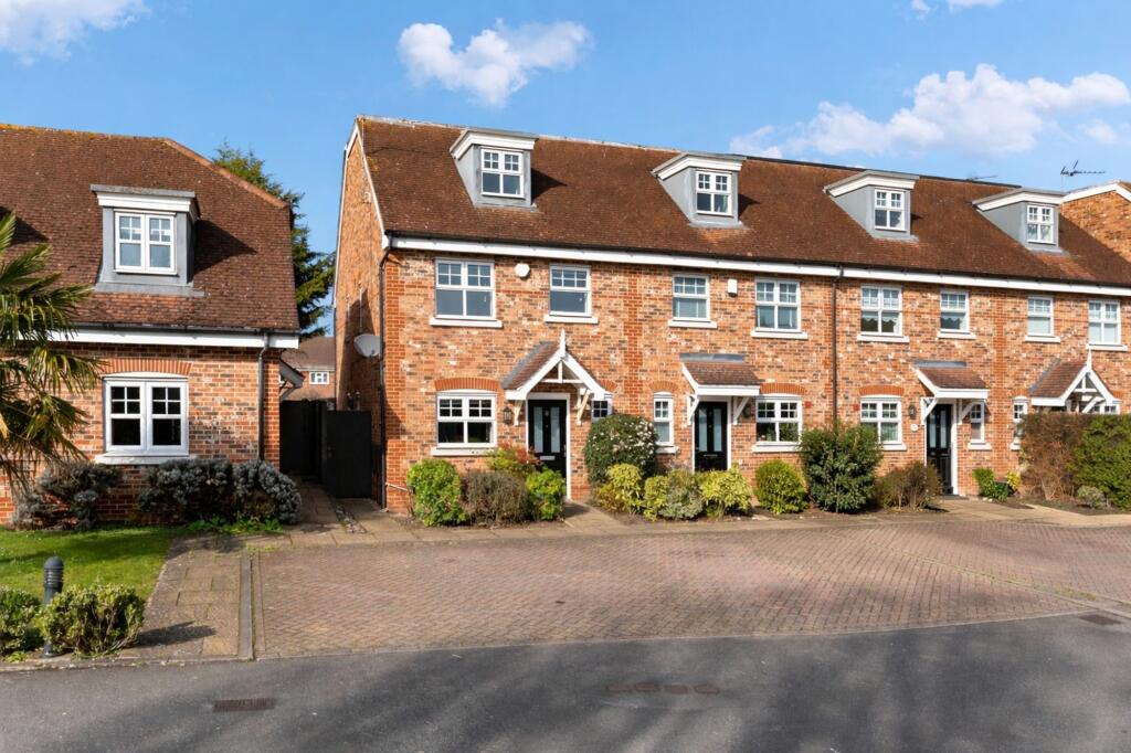 Main image of property: Northfield Farm Mews, Cobham, KT11