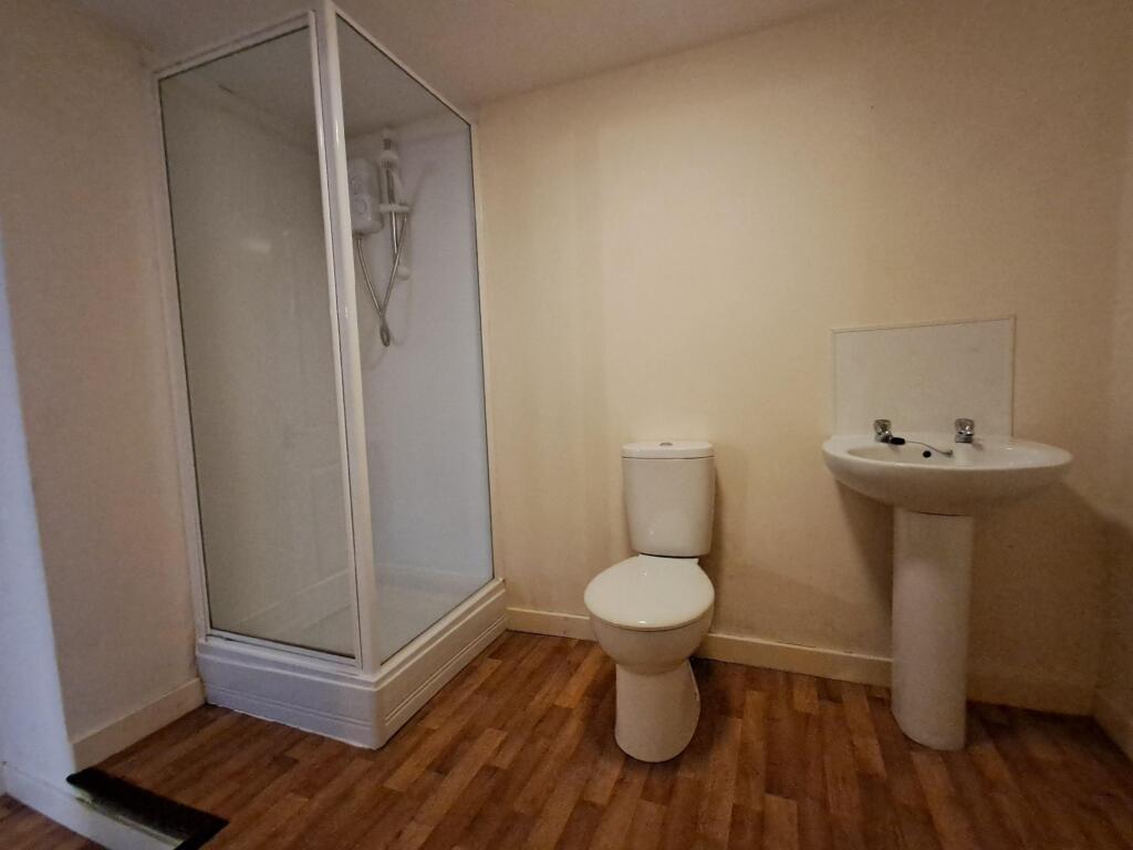 Apartment in Pembroke Dock, Pembrokeshire - More
