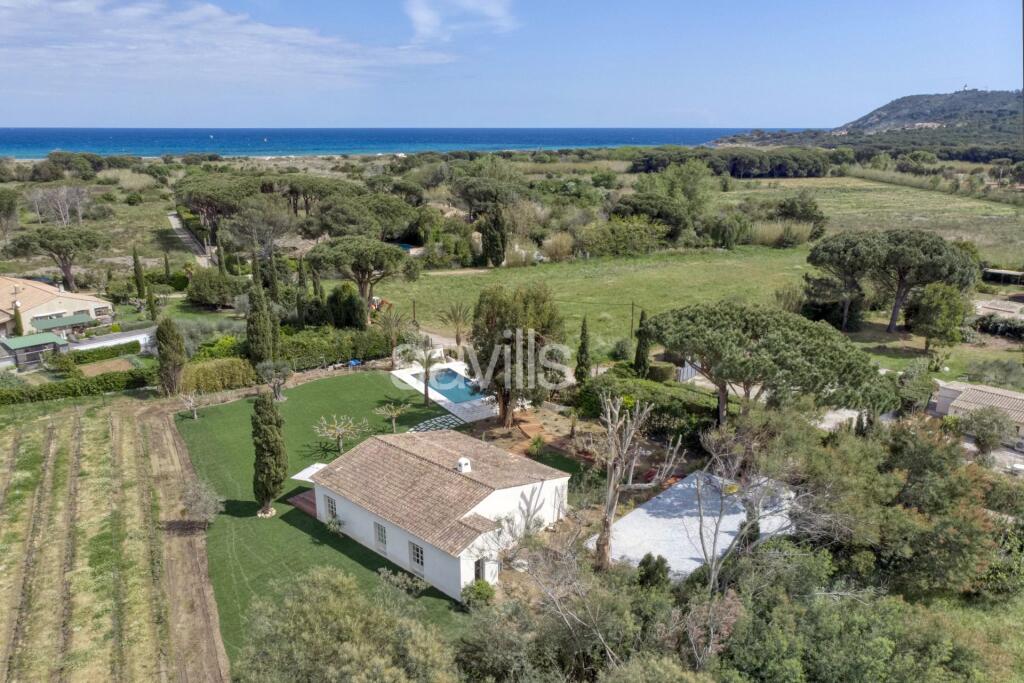 Main image of property: Provence-Alps-Cote d`Azur, Var, Ramatuelle