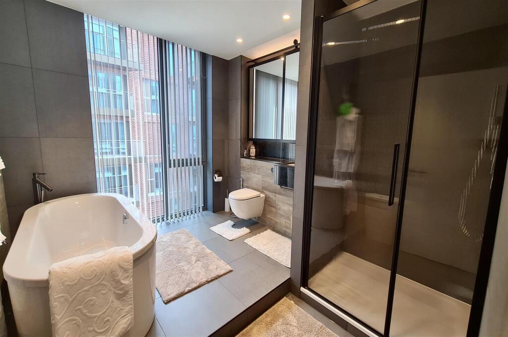 Apartment in London - View 4