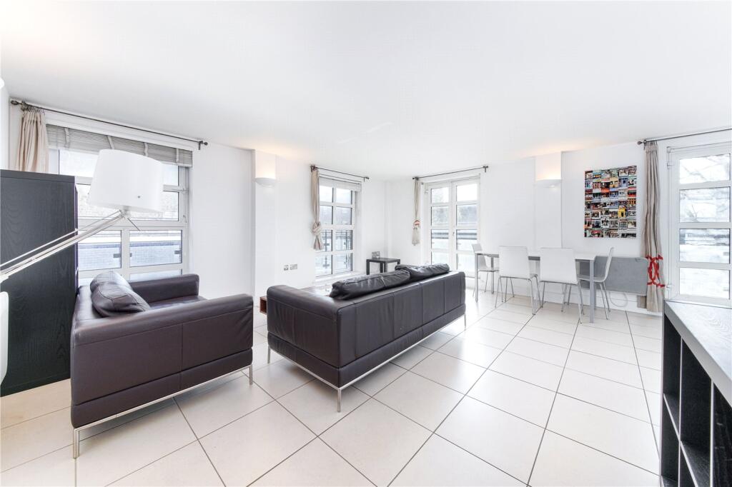 Main image of property: Epstein Court, 
27a Essex Road, N1