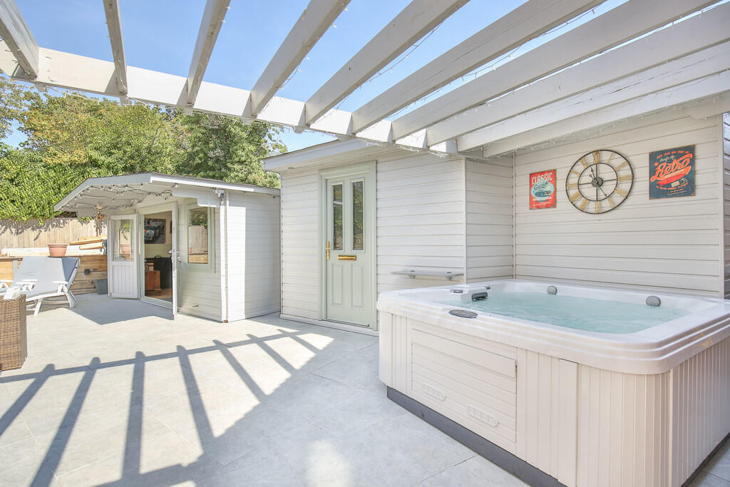 House in North Warwickshire, Polesworth CP - View 3