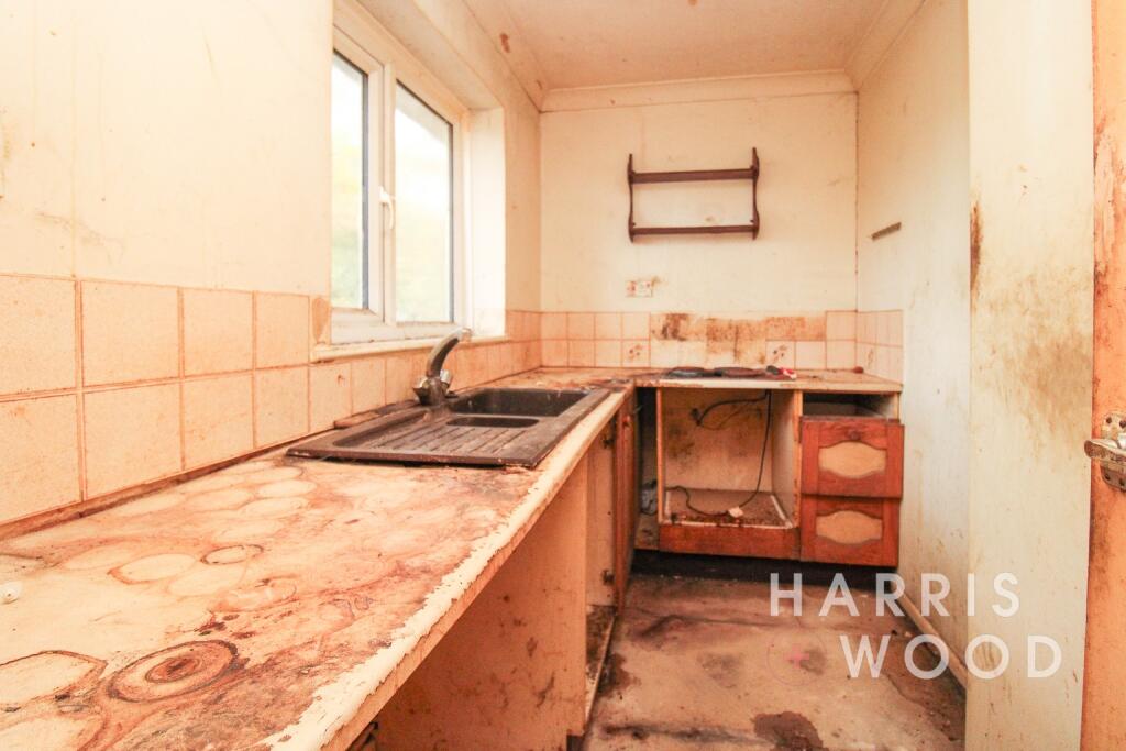 Cotswold Court, Highwoods, Colchester, Essex, CO4 photo 2