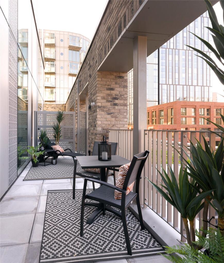 Apartment in Manchester - View 2