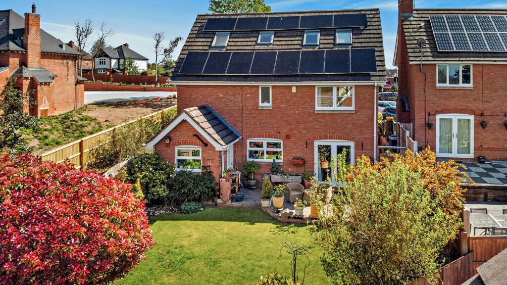 Main image of property: Rochester Close, Headless Cross, B97