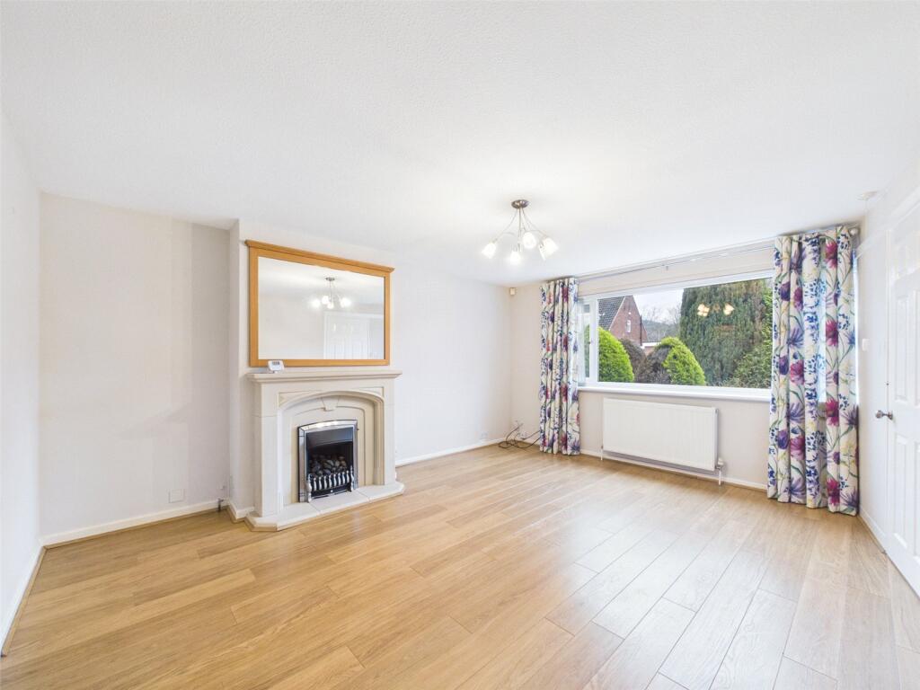 Ridgemount Close, Brockworth, Gloucester, Gloucestershire, GL3 photo 2