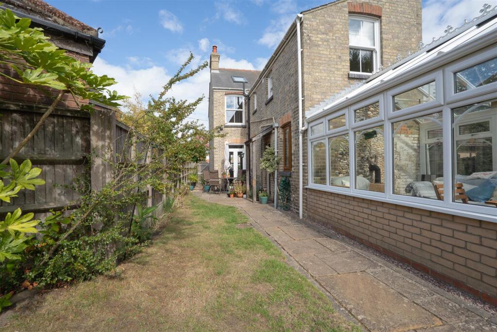 House in East Suffolk, Pakefield, Lowestoft - View 5