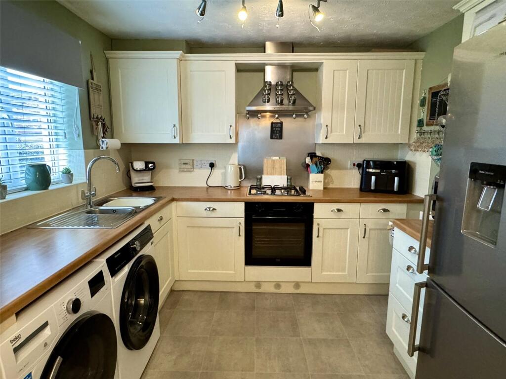 Brutton Way, Chard, Somerset, TA20 photo 4