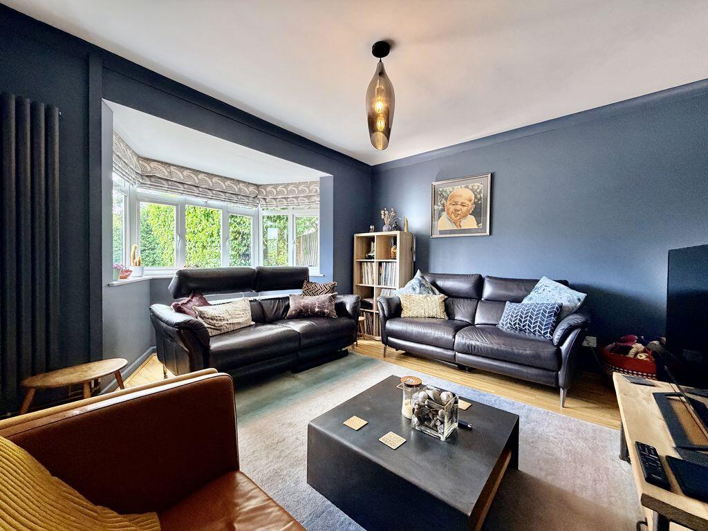 Flackwell Heath - 4 Bedrooms - View 6