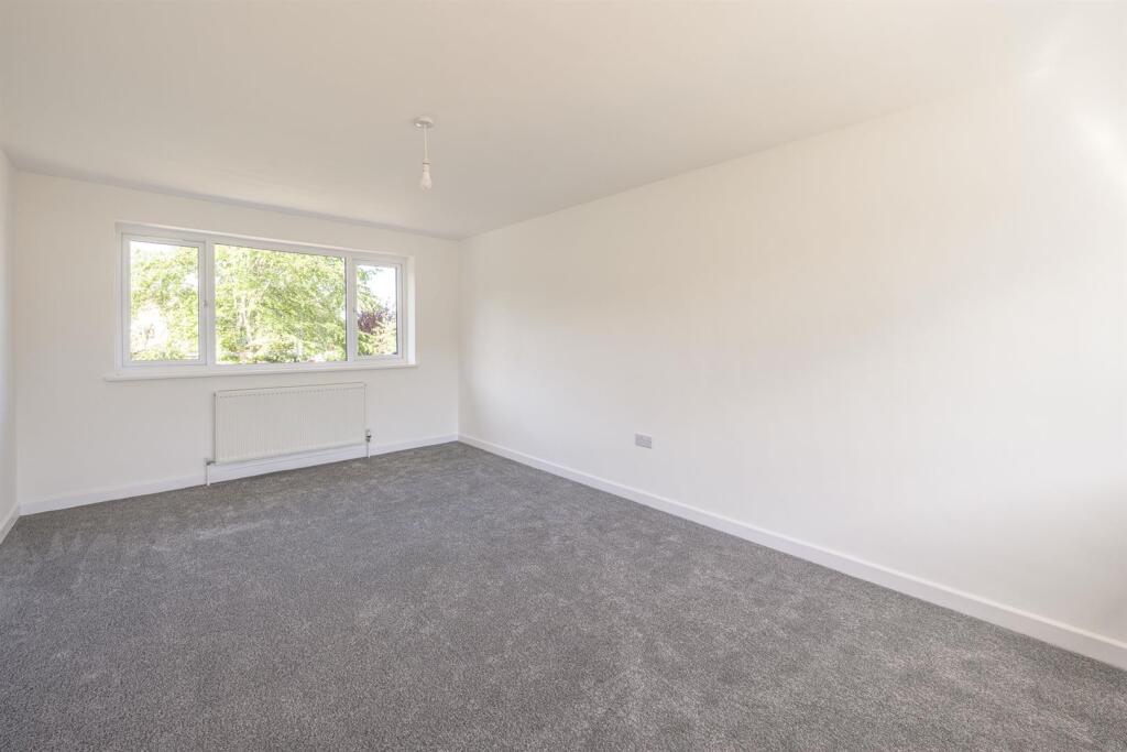 House in Dudley, West Midlands - More