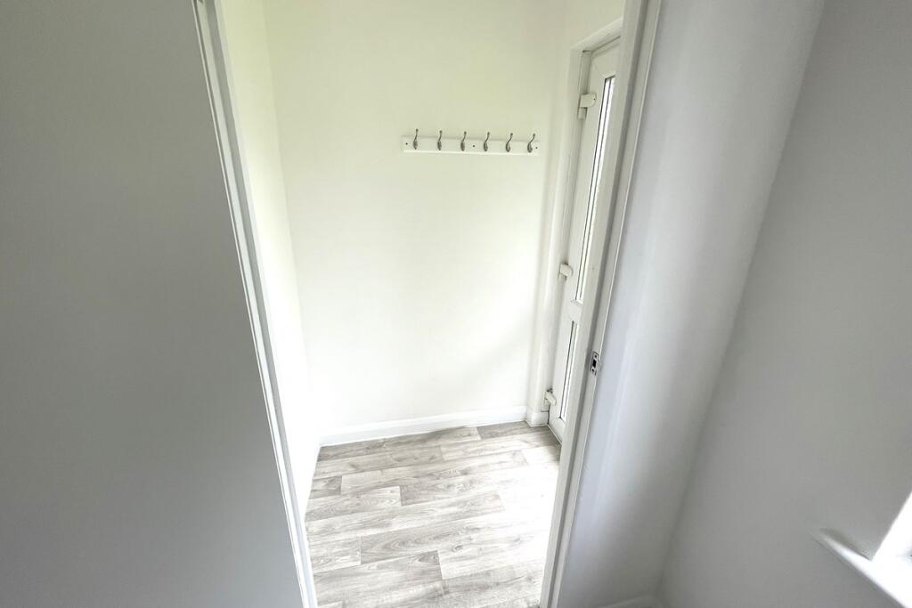 Campbell Court, Goring Street, Goring By Sea, Worthing, West Sussex, BN12 5AB photo 2