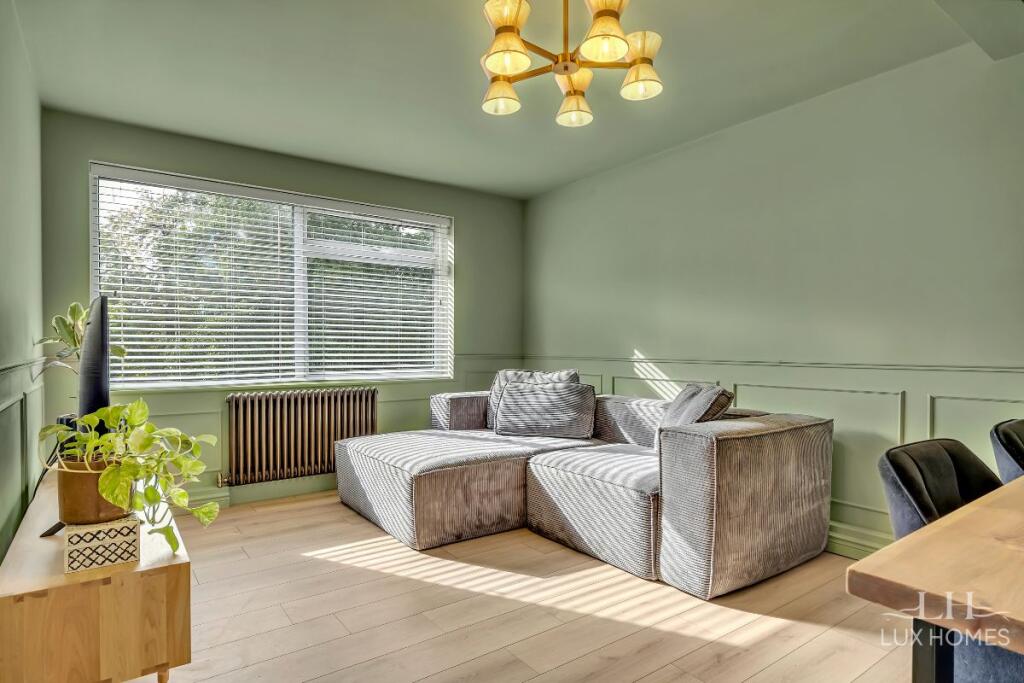 Apartment in Brentwood, Great Warley - View 3